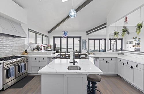 Dillon Beach House | Sweeping Ocean Views · Hot Tub · Fire Pit · Dillon Beach