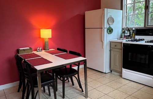 College Hill Apartment | 'Sweetstay Providence' Closest rental to the Brown athletics and Brown campus.