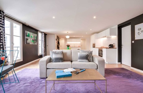 9th Arrondissement Apartment | Sweett | Saint Lazare II