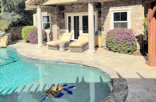 Simi Valley House | t Adorable- Entire Guest House: Pool, Hot Tub, Beautiful Fountain & Huge Patio!