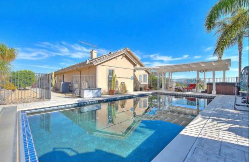 Temecula House | Temecula Valley Private Estate Panoramic Mountain & Pool Views