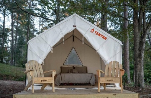 McComb RV Rental | Tentrr State Park Site - Mississippi Percy Quin State Park - Eastside Lakeview D
