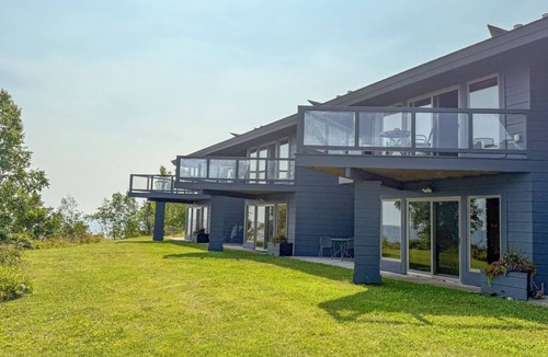 Grand Marais Condo | Terrace Point 13B – A Romantic Getaway on an Amazing Lake Superior Overlook