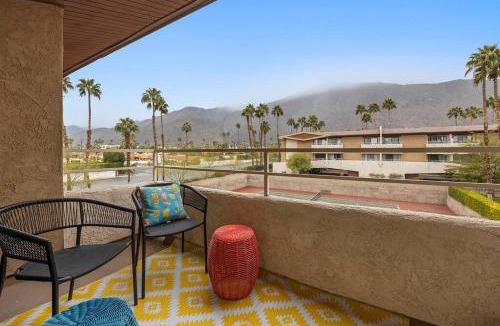 Downtown Palm Springs Apartment | The 1 at Biarritz-Remodeled 1 br in Downtown PS