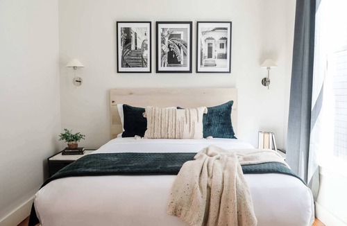 Faubourg Lafayette Hotel | The 1300 | Luxe 7BR Pool&Spa · Parade Block