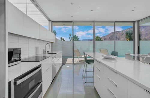 Racquet Club West House | The Atrium: A Private Luxury Palm Springs Oasis