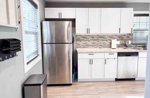 Sioux Falls House | The Bailey House - 4 Bedroom Luxury Comfort Downtown Sioux Falls