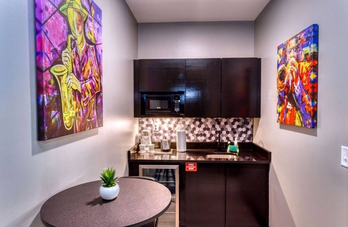 Biloxi Condo | The Bella`s Swing & Sway Suite, Sleeps 2, King Bed, Private Patio