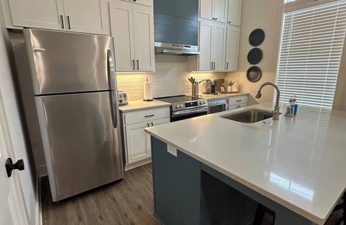 Baton Rouge House | The Blue Heron Haven—your perfect getaway just minutes from the heart of LSU!