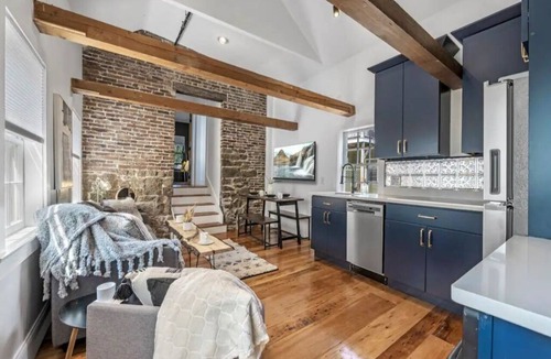 Rockport Apartment | The Bookstore · Private Parking · King Beds · Downtown Rockport