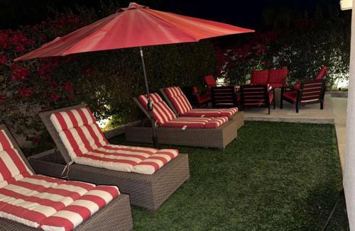 Coachella House | The Coachella Gem weekly discounts