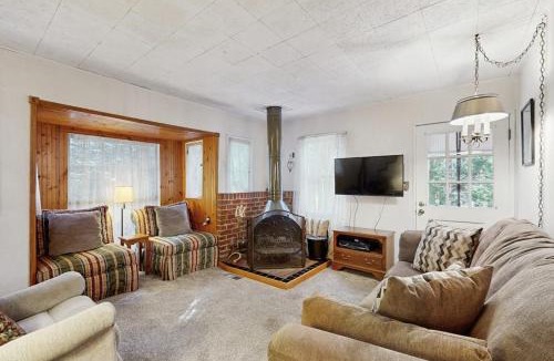 Lake Arrowhead House | The Cottage