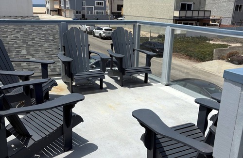 Silver Strand House | The Deck House on the Silver Strand