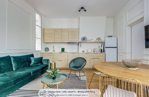 Chaussee-d'Antin Apartment | The Emerald - Refurbished -Opera by Mon Petit Faré