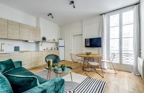 Chaussee-d'Antin Apartment | The Emerald - Refurbished -Opera by Mon Petit Faré