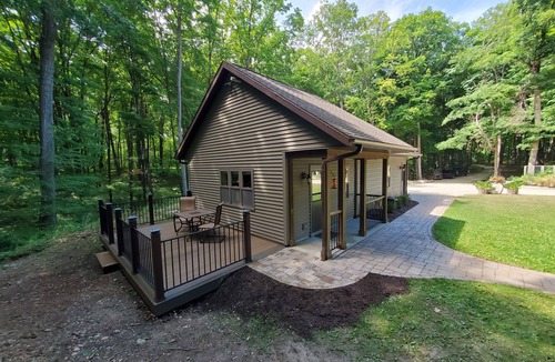 Elkhart Lake House | The Esker Ridge Chalet, Pristine Elkhart Solitude