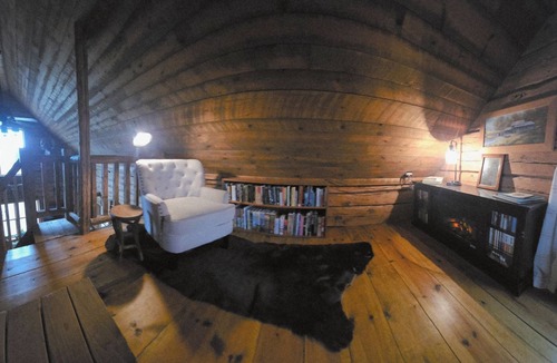 Grantsburg House | The Farmhouse at Historic Grettum Farms 20 Private Acres Wildlife Trails