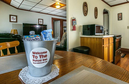 Potosi Apartment | The Governor's Suite