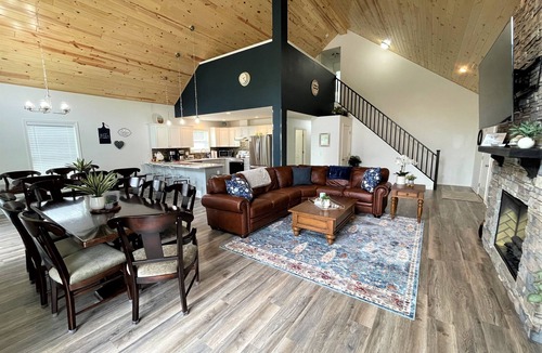 Spring Brook House | The Great Escape Chalet @ Spring Brook Resort
