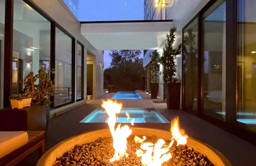 Hollywood Dell House | The Hollywood Hills Glass House