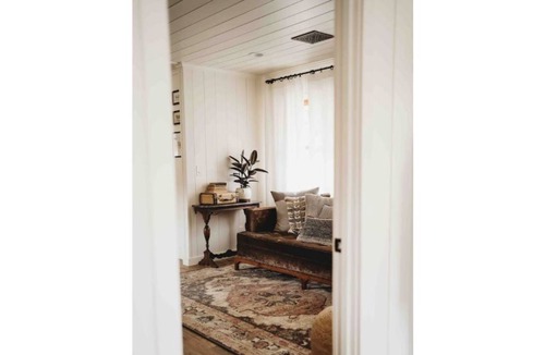 Agua Dulce House | The Homestead House: a cozy ranch cottage
