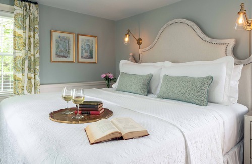 Yarmouth Port Bed & Breakfast | The Inn at Yarmouth Port