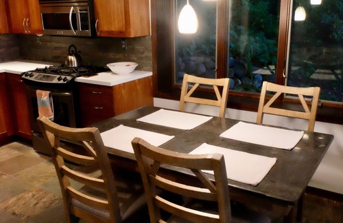Pine City House | The Lakehaus—Exceptional lakefront property—just 70mi from the Twin Cities