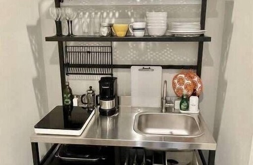 Brookland Apartment | The Little Nest! Charming Brookland Parking!
