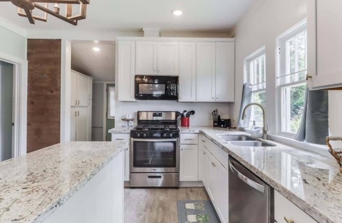 Gulfport House | The Lucky Sands Escape