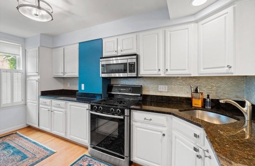 Old Town West House | The Madison - Pet Friendly Spacious Retreat + Private Fire Pit Courtyard