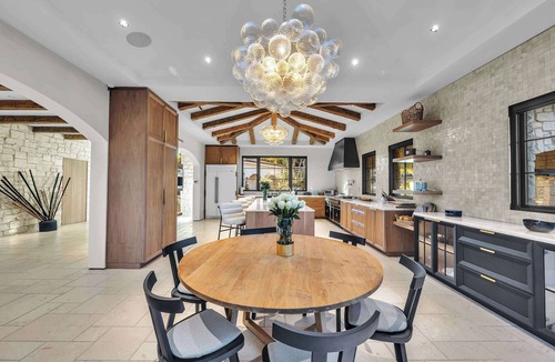 Western Malibu House | The Malibu Merritt Estate