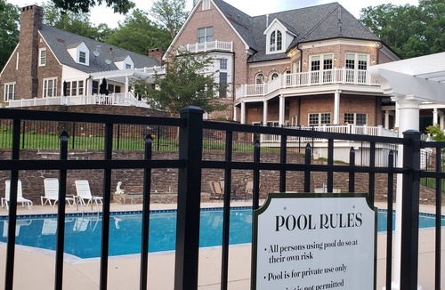 Leesburg House | The Manor at Courtland Farm