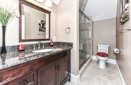 Leesburg House | The Manor at Courtland Farm