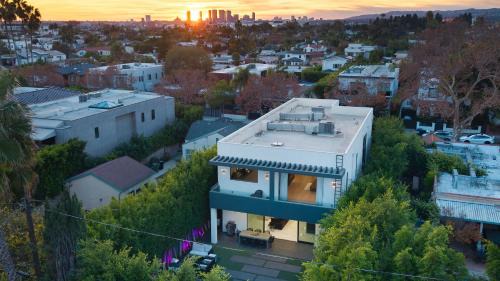 Fairfax District House | The Martel House by AvantStay