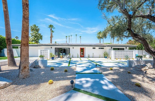 El Mirador House | The Mirador House - Private Estate, Iconic Views, Pool & Spa, Downtown
