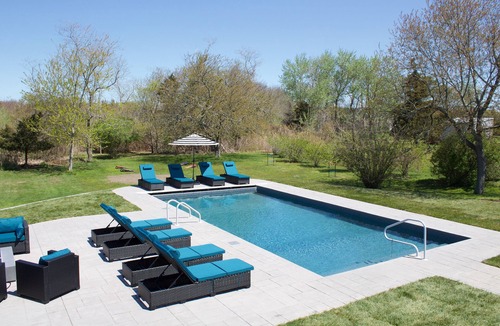 West Dennis House | The Moor-A-Sea: 128-D West Dennis – Heated Pool, Walk to Beach