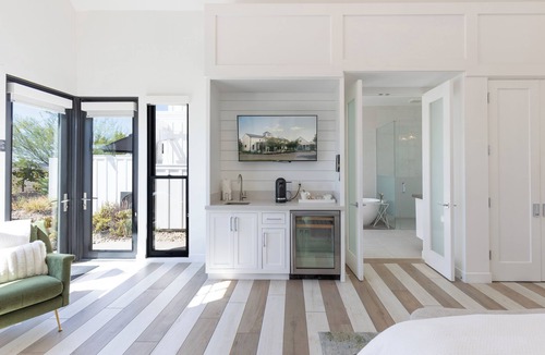 Temecula House | The New Inn