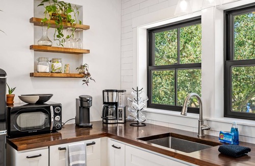 Paso Robles Apartment | The Nook on Hilltop - Minutes to downtown Paso Robles, Pet Friendly!