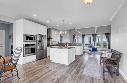 Ocean Springs House | "The Ocean Belle" on Private Beach
