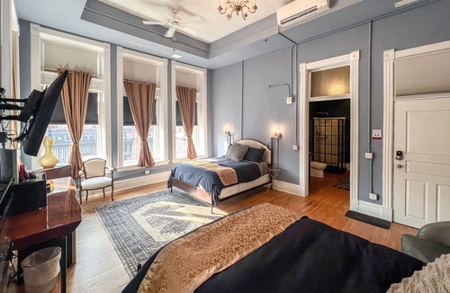 Downtown - Waterfront Hotel | The Oliver Inn | Duluth Hotel Near Canal Park