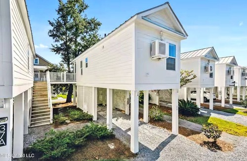 Pass Christian Cottage | The Pass Picture Book
