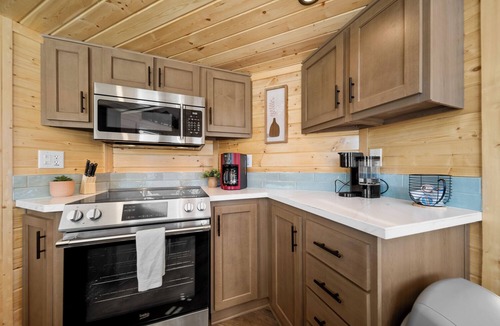 Overgaard Cabin | The Peaceful Pine Cabin at Rocky Rim Resort