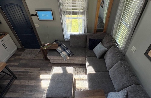 Buffalo City House | The Perfect Match River Retreat