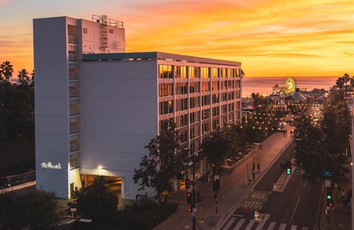 Downtown Hotel | The Pierside Santa Monica