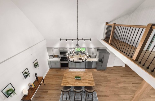 Long Green House | The Quonset Haven-4BR Lux Private Retreat on 2 acres w/massage chair in Phoenix