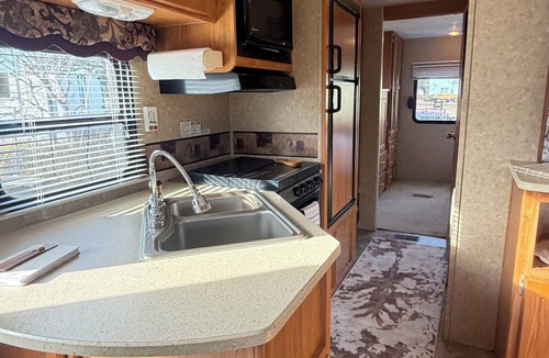 Gautier House | The Refuge- Perfect 1-bedroom recreational vehicle with AC in Gautier