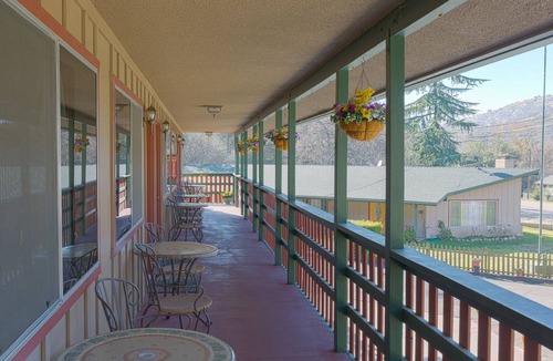 Three Rivers Hotel | The River Inn