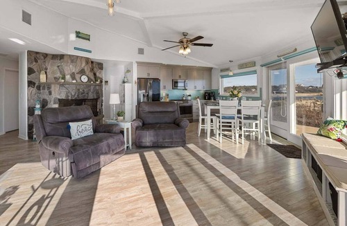 West Dennis House | The Round House: 002-D Waterfront in West Dennis