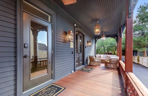 Newport House | The Royce on Pelham - Luxury Family Estate