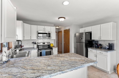 Kimberly House | The Stonegate - 2 King Beds, Fenced Yard & 2-Car Garage